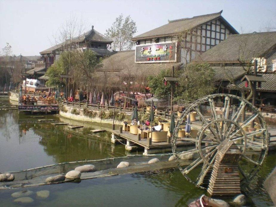 挺进地牢